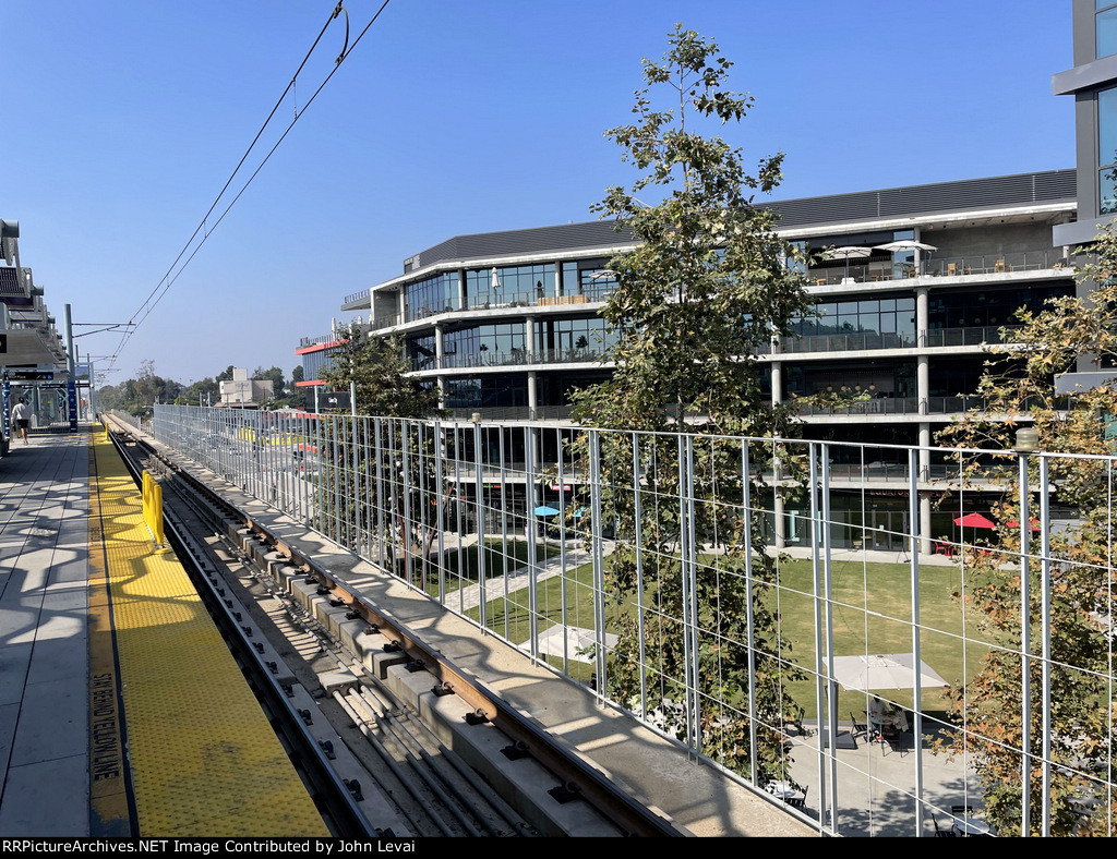 Culver City Station-looking west 